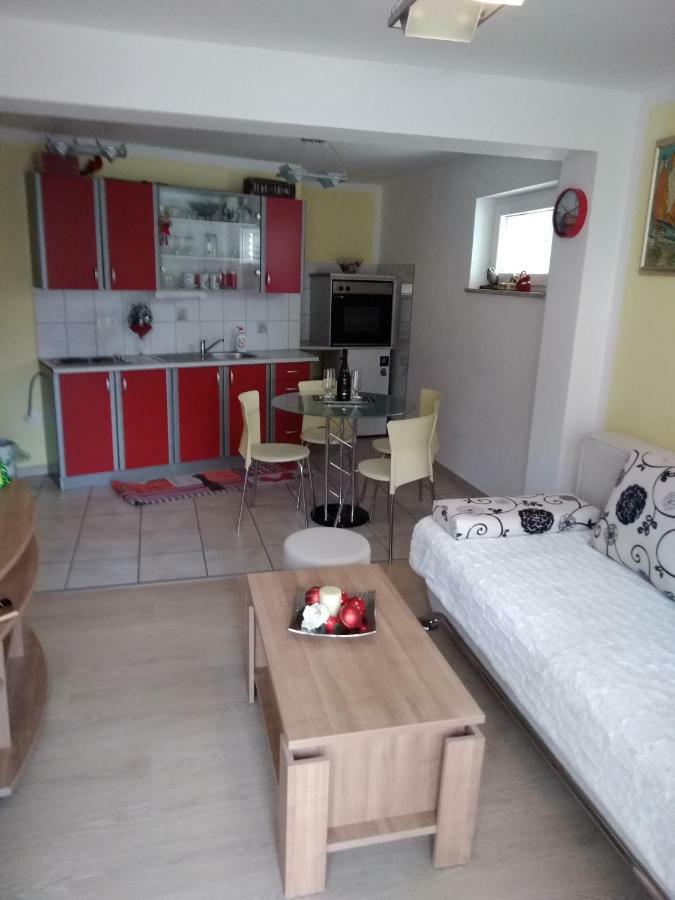 Apartman Jurja Ledenice Bagian luar foto